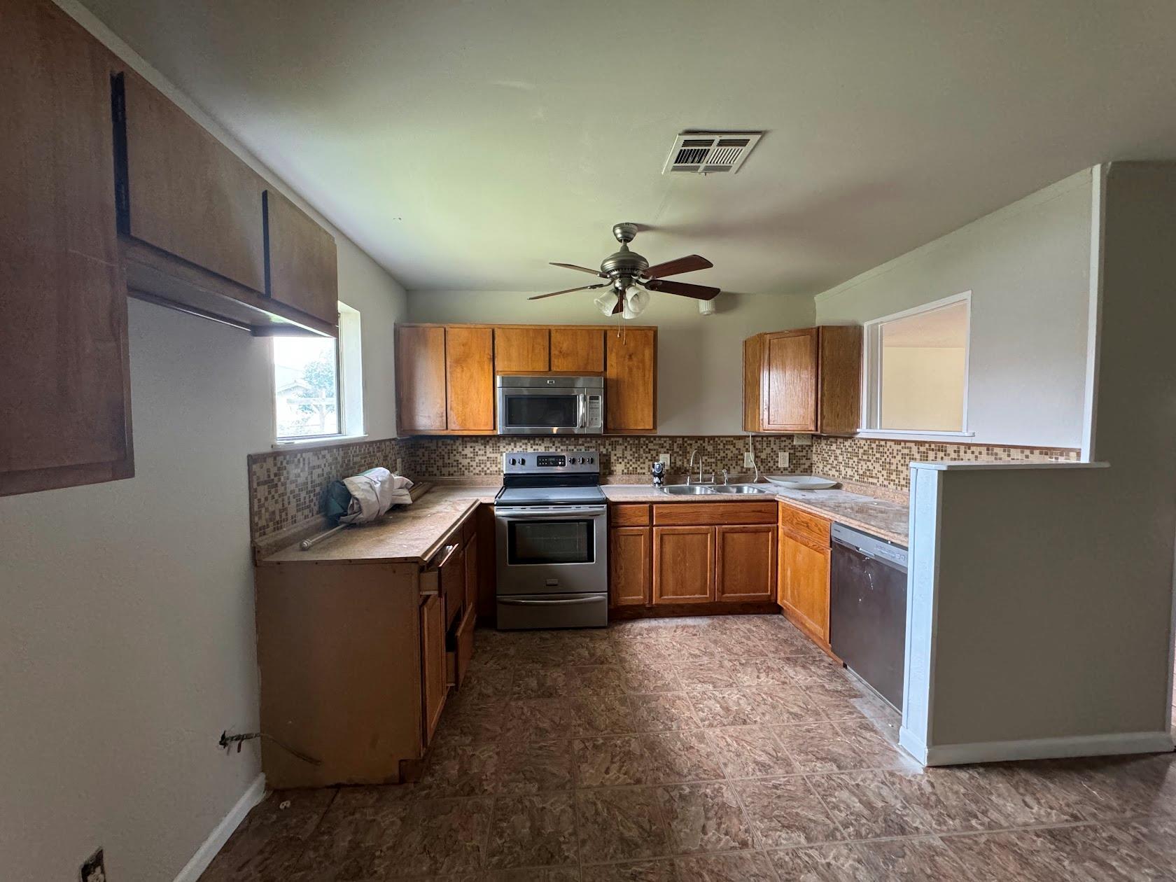 851 Aspen Lane Cottonwood Shores TX 78657