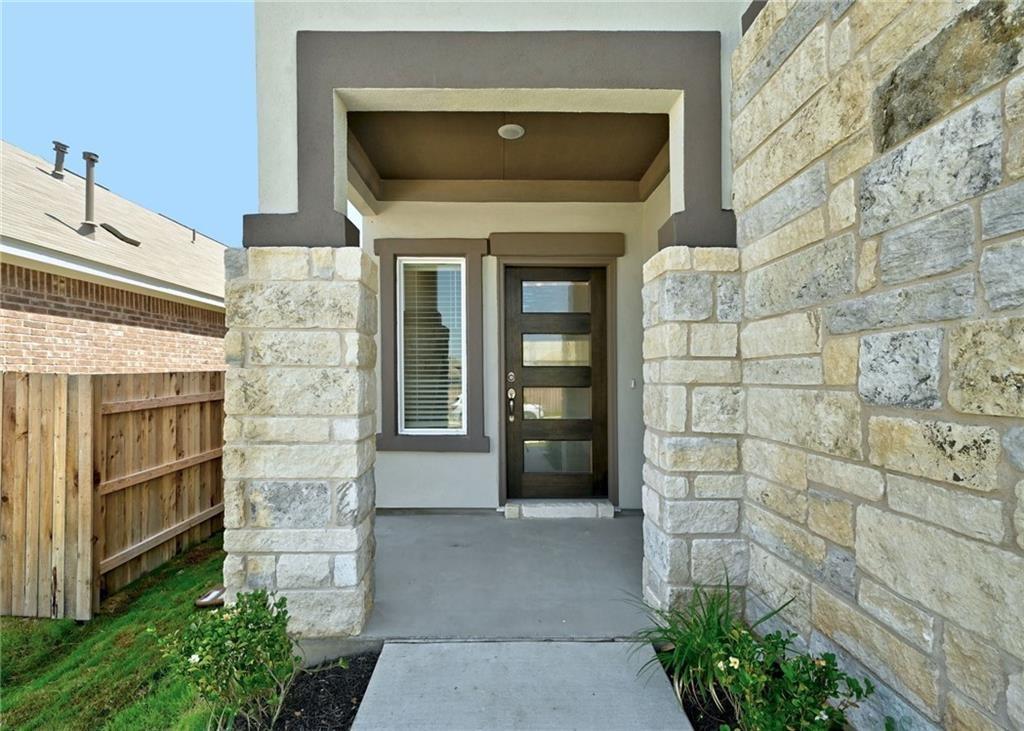 806 Pepperbark Loop Buda TX 78610