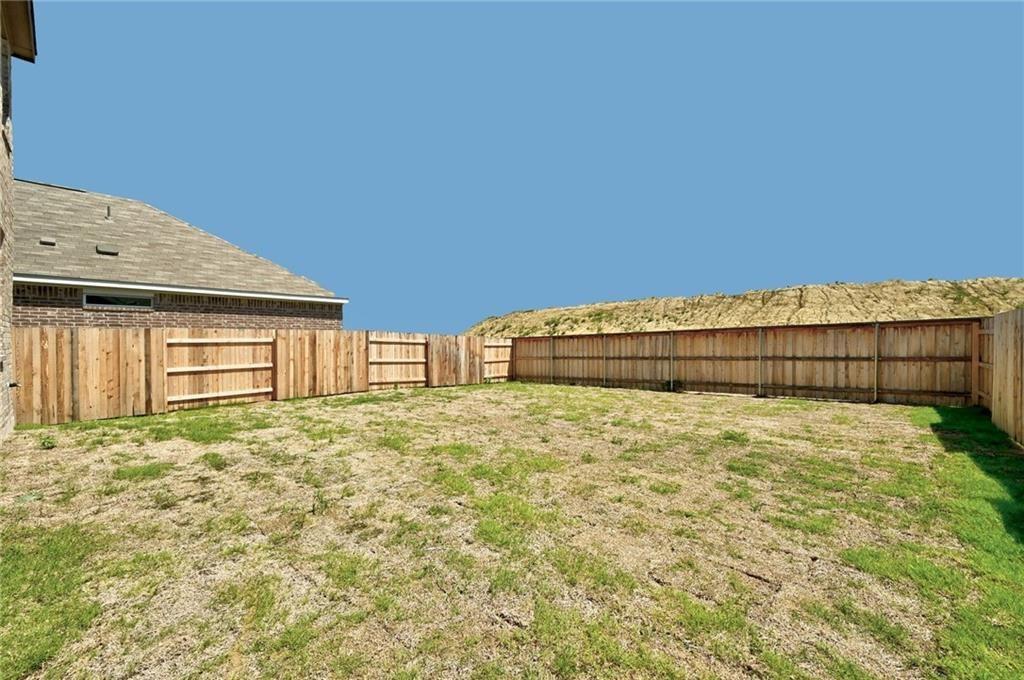 806 Pepperbark Loop Buda TX 78610
