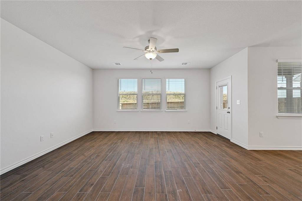 806 Pepperbark Loop Buda TX 78610