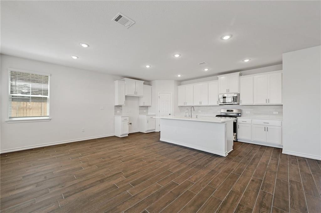 806 Pepperbark Loop Buda TX 78610