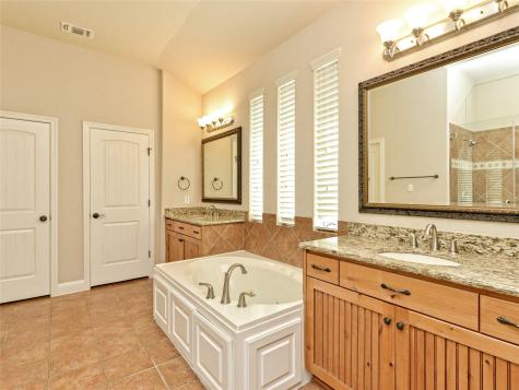 315 Bonaire Court Lakeway TX 78738