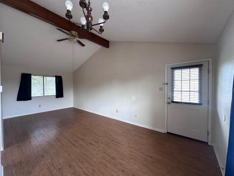 114 Thorne Road Cedar Creek TX 78612