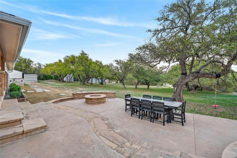 301 Medlin Creek Loop Dripping Springs TX 78620