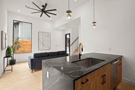1008 W Annie Street Austin TX 78704