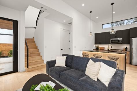1008 W Annie Street Austin TX 78704