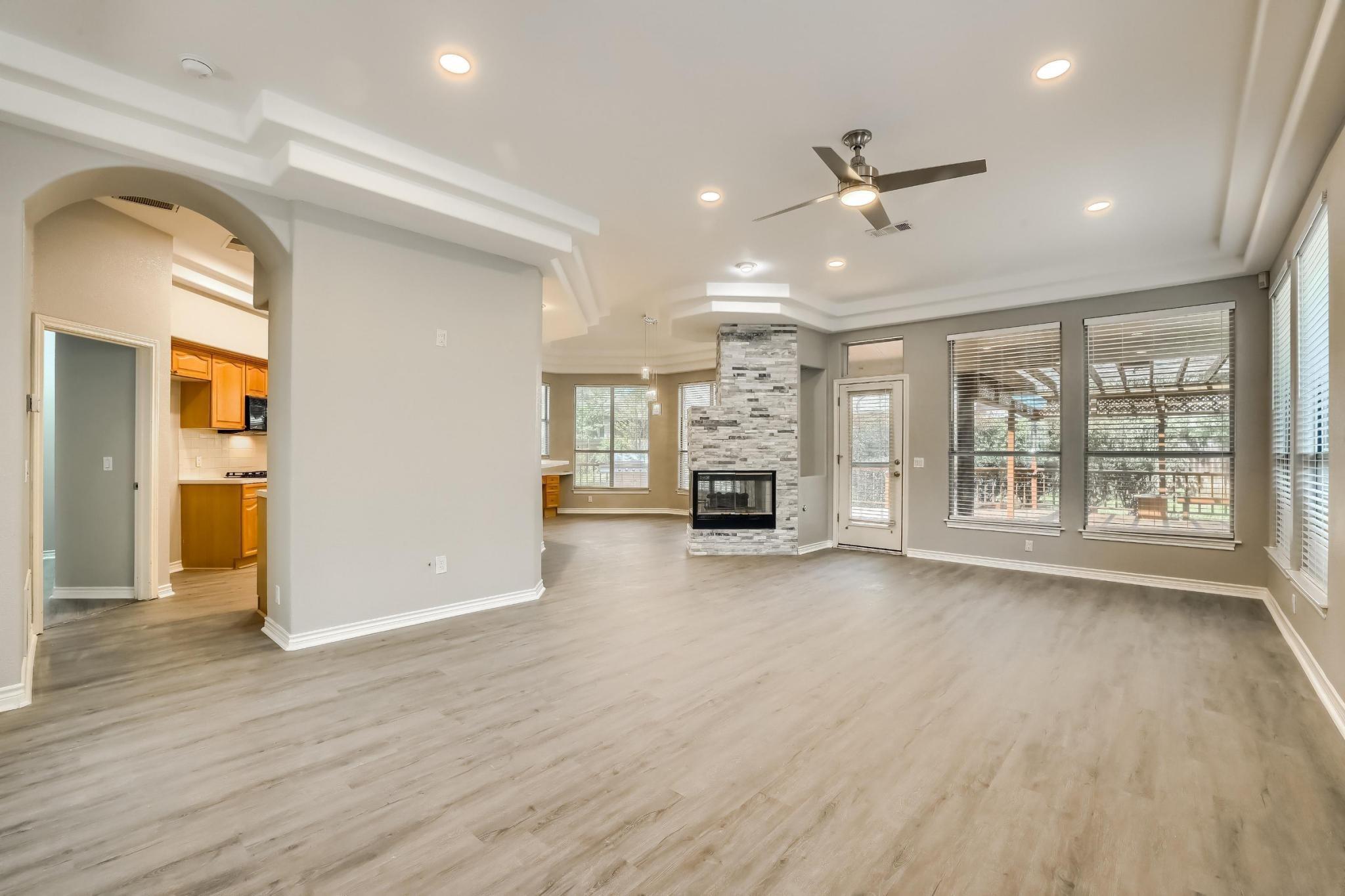 9904 Mariah Cove Austin TX 78717
