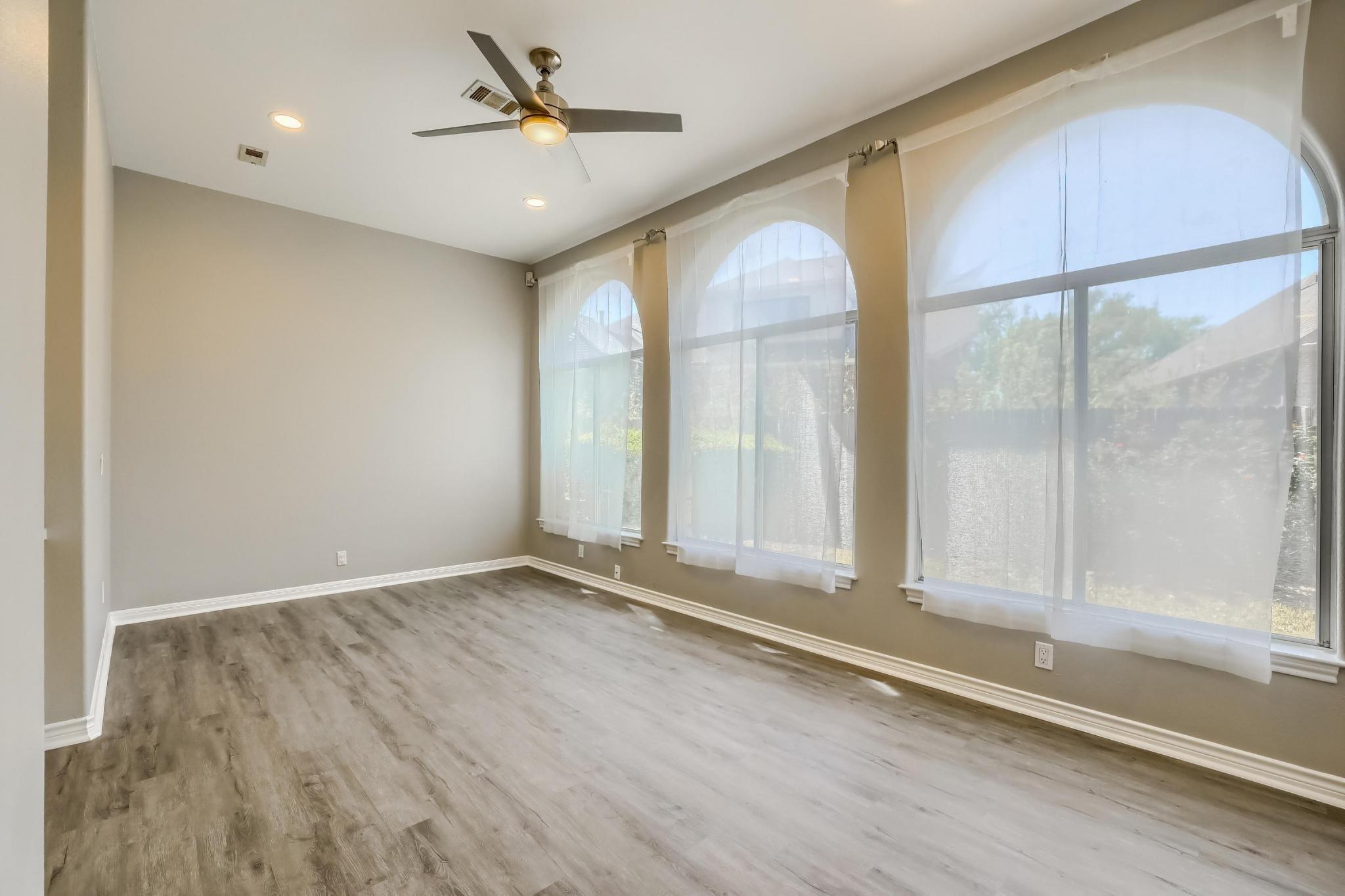 9904 Mariah Cove Austin TX 78717