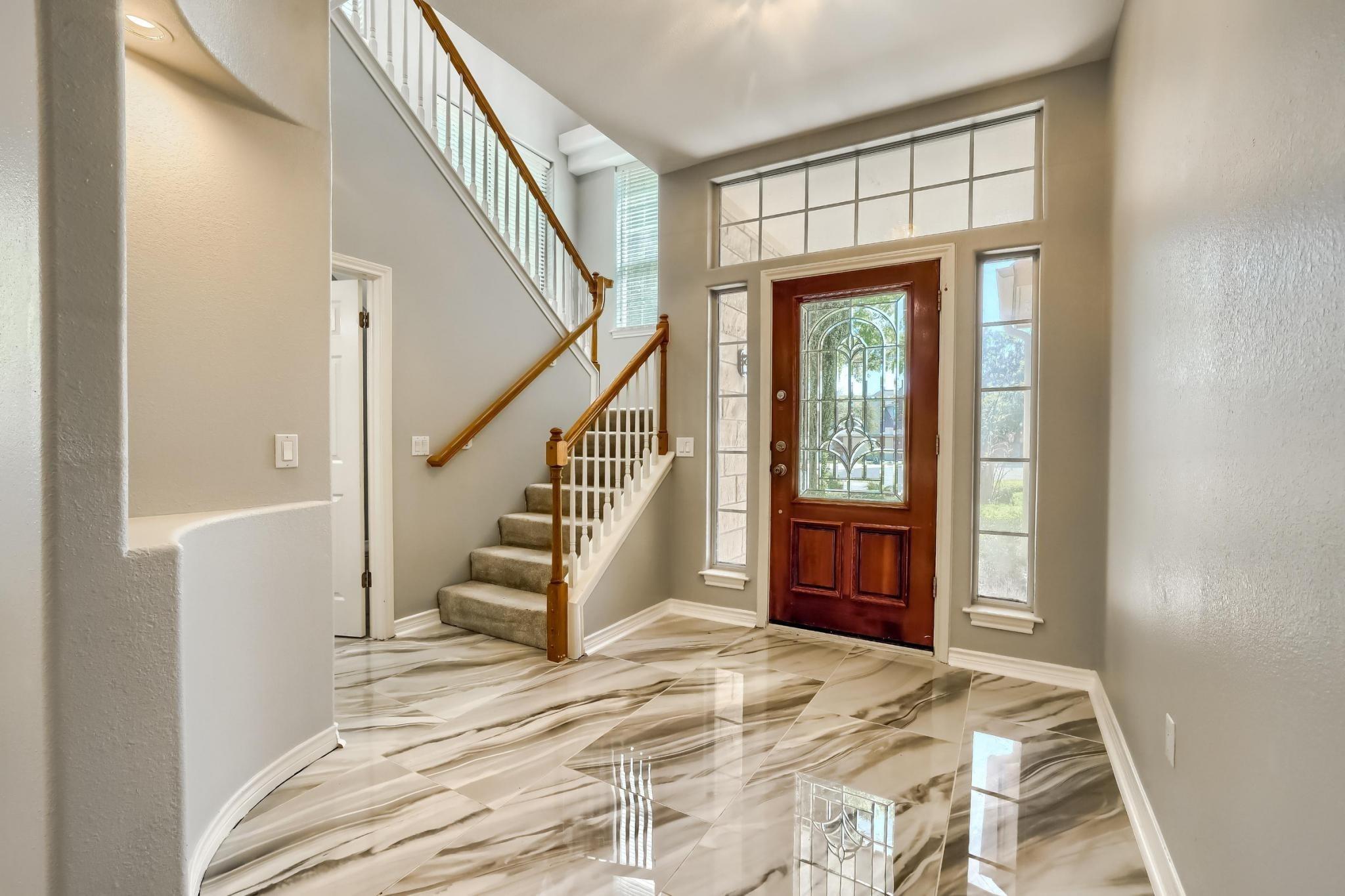9904 Mariah Cove Austin TX 78717