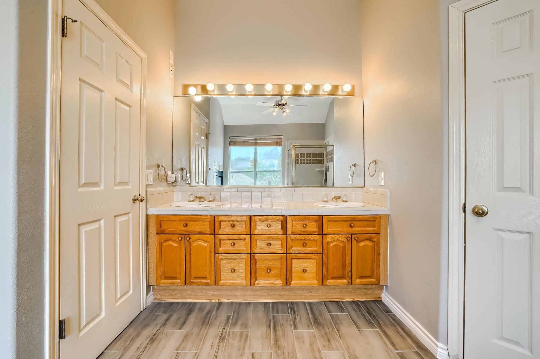 9904 Mariah Cove Austin TX 78717