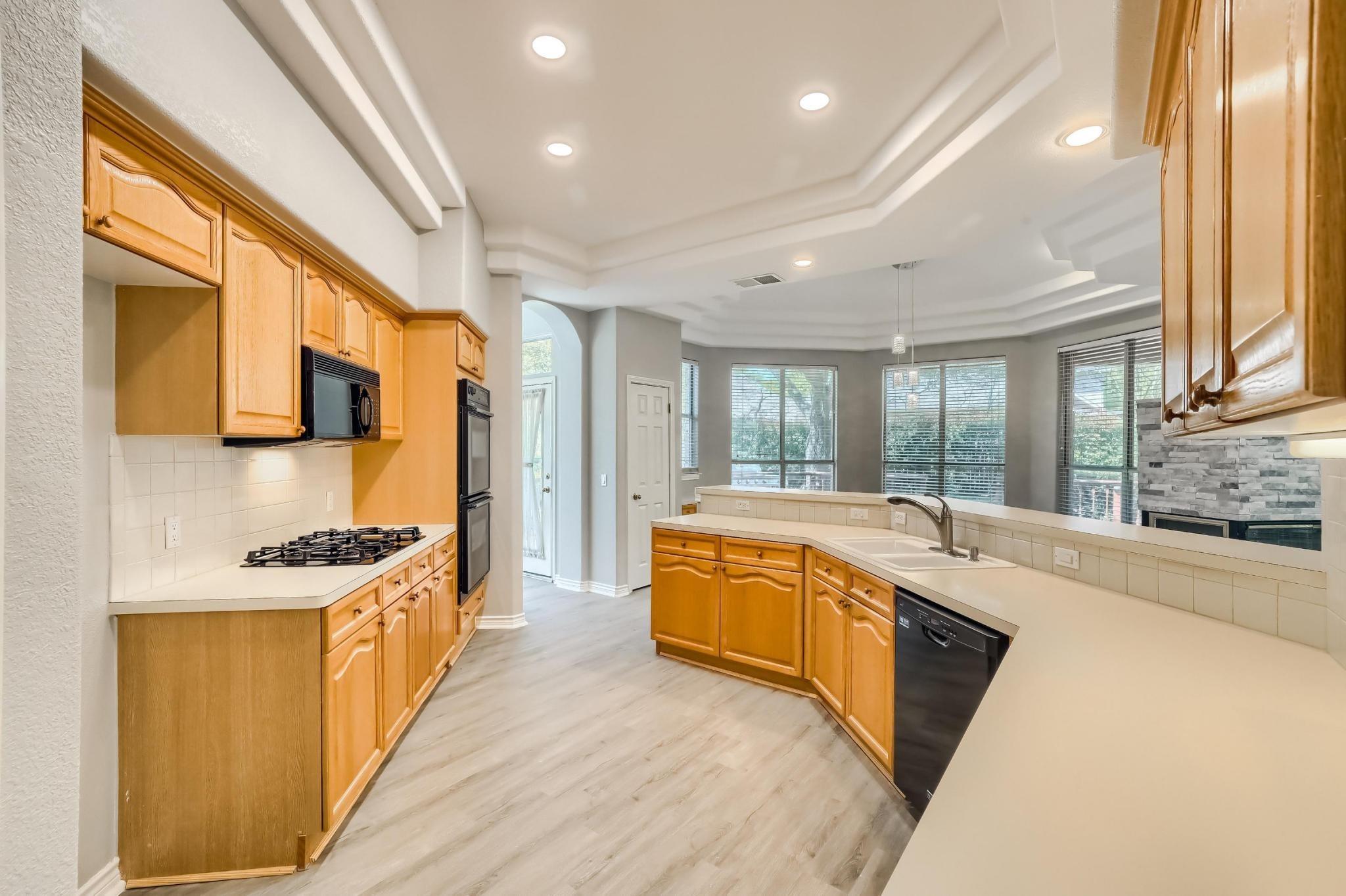 9904 Mariah Cove Austin TX 78717