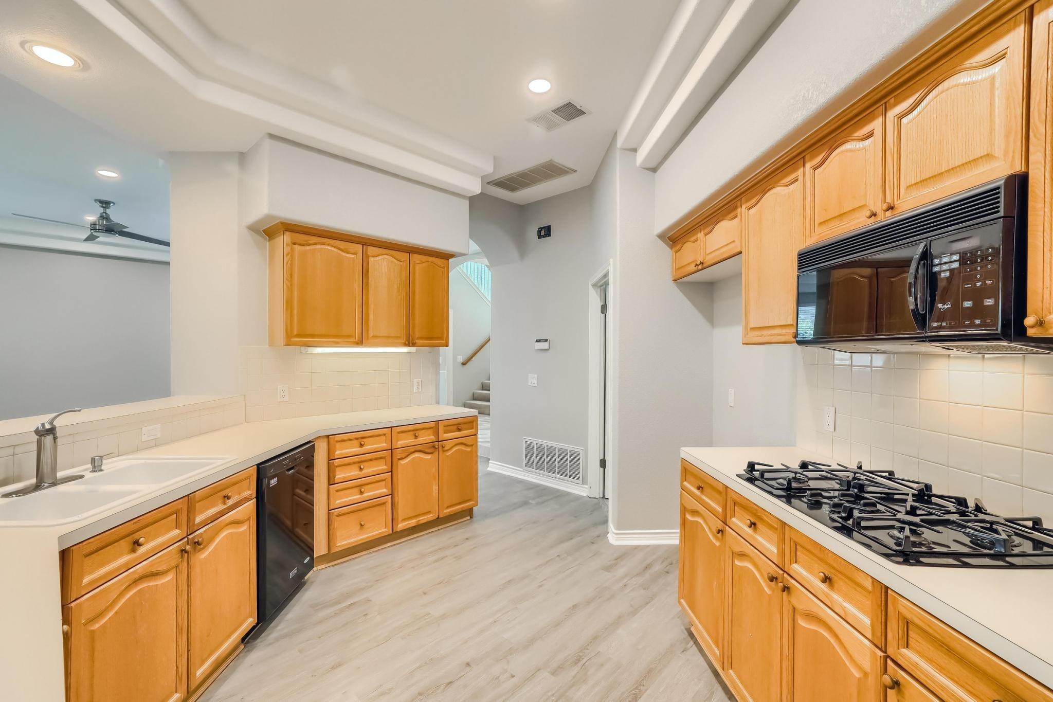 9904 Mariah Cove Austin TX 78717