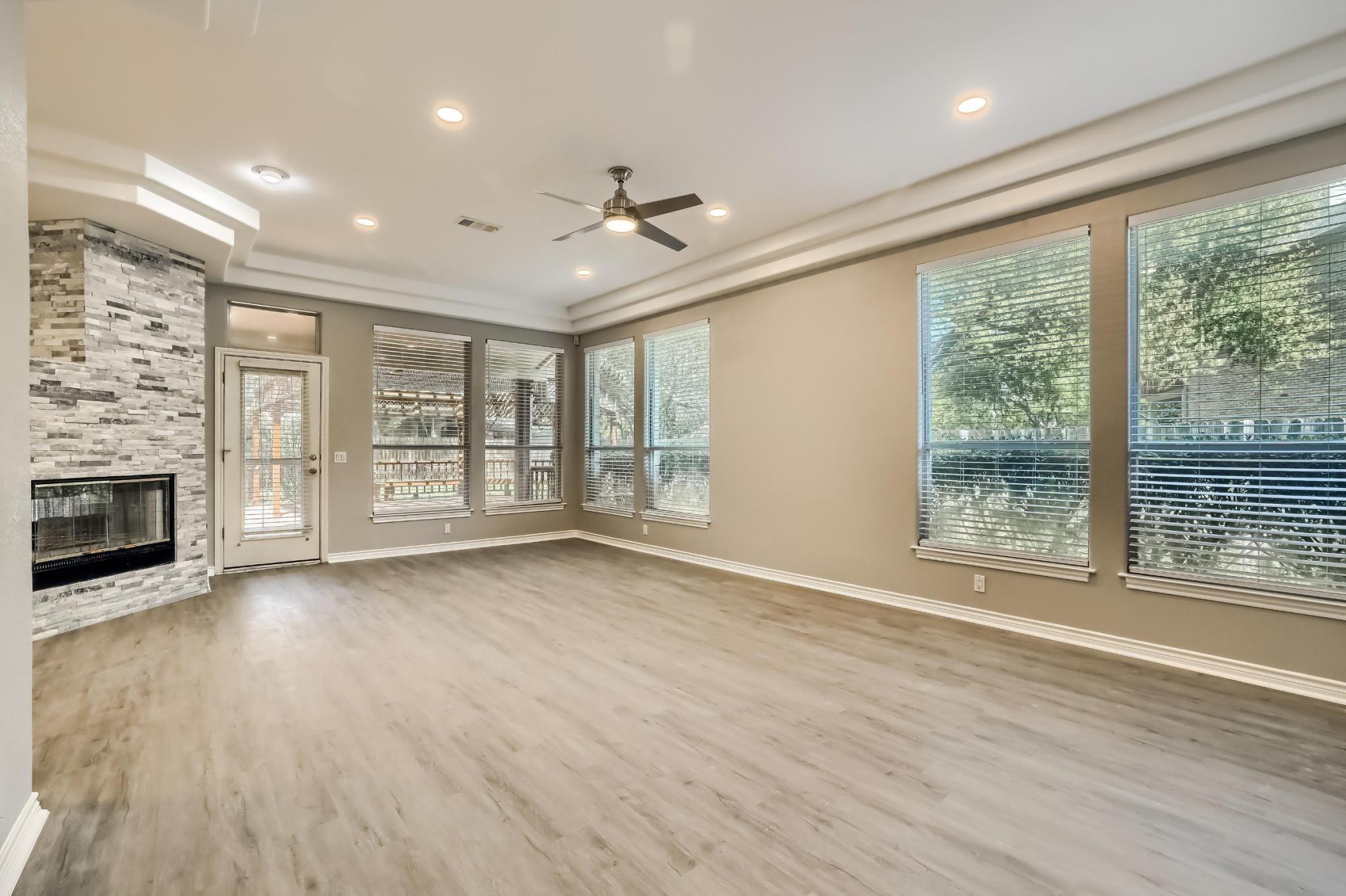 9904 Mariah Cove Austin TX 78717