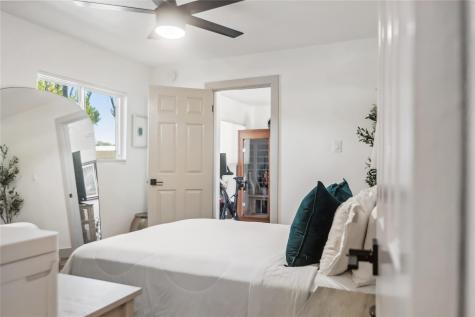 1313 E 52nd Street Austin TX 78723