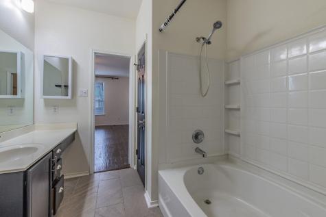 407 Greener Drive Leander TX 78641