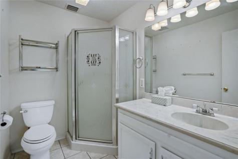 813 S Guadalupe Street Lockhart TX 78644