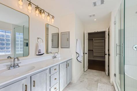 3805 Mankins Way Austin TX 78728