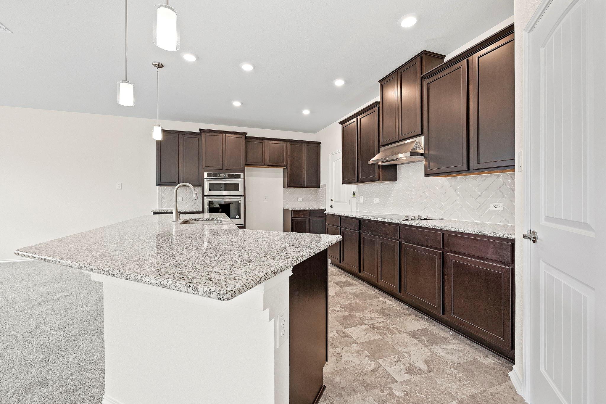 1917 Stringer Pass Leander TX 78641