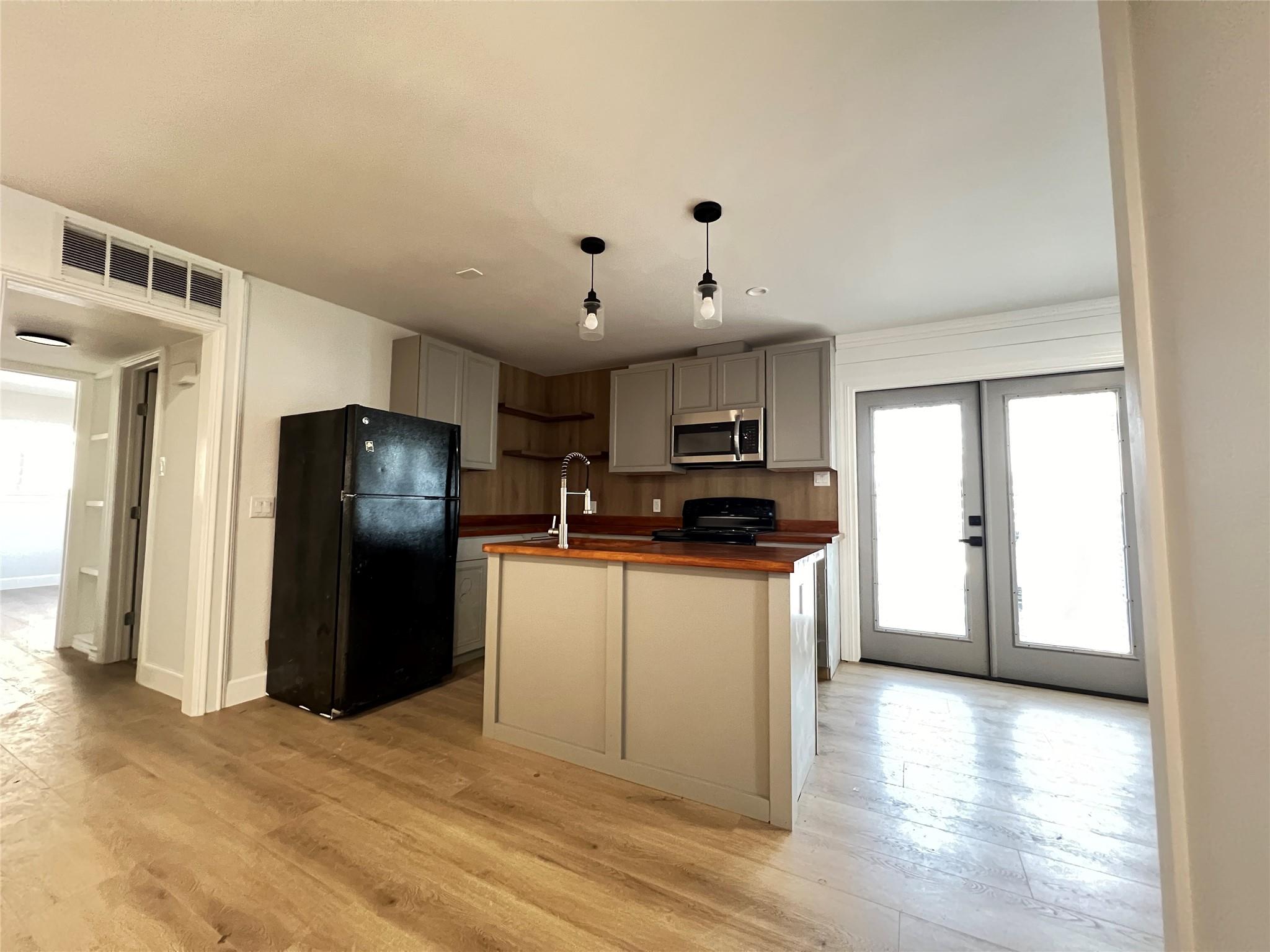 3310 Hycreek Drive Austin TX 78723