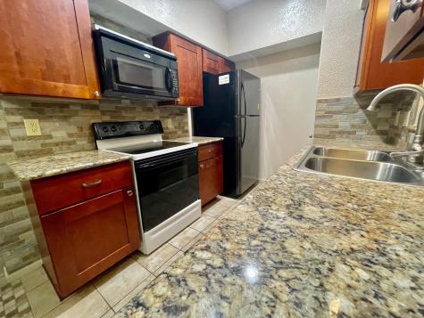421 W San Antonio Street San Marcos TX 78666