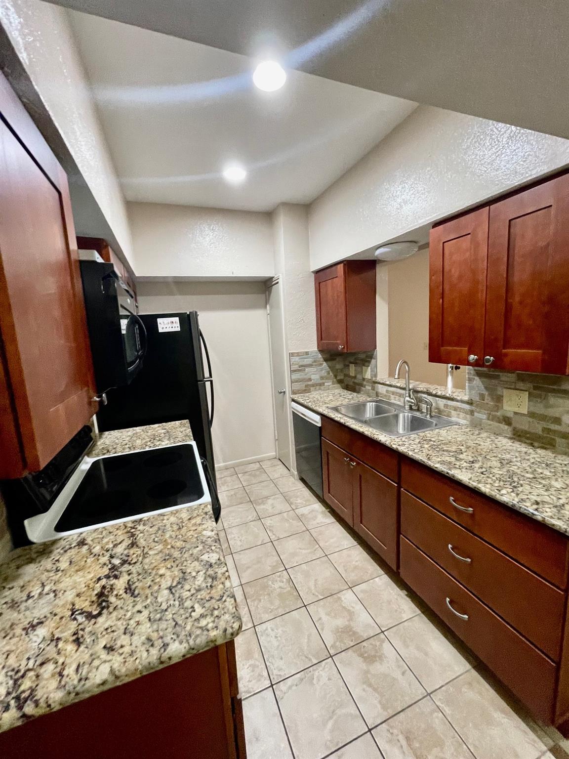 421 W San Antonio Street San Marcos TX 78666
