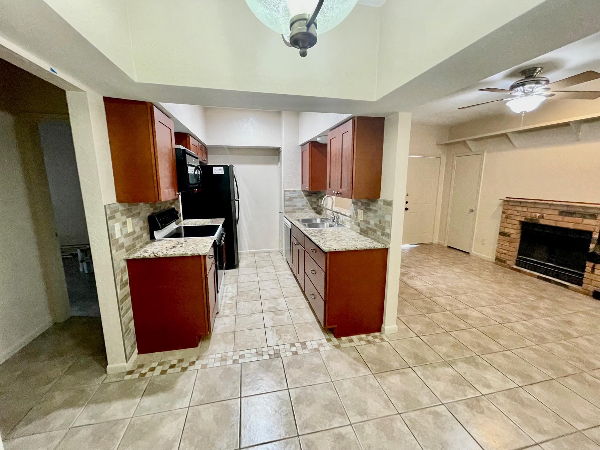 421 W San Antonio Street San Marcos TX 78666