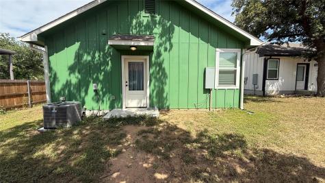 2415 Ridgeview Drive Kingsland TX 78639