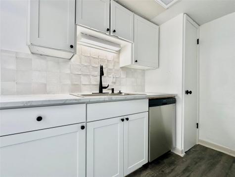 1204 N Lbj Drive San Marcos TX 78666