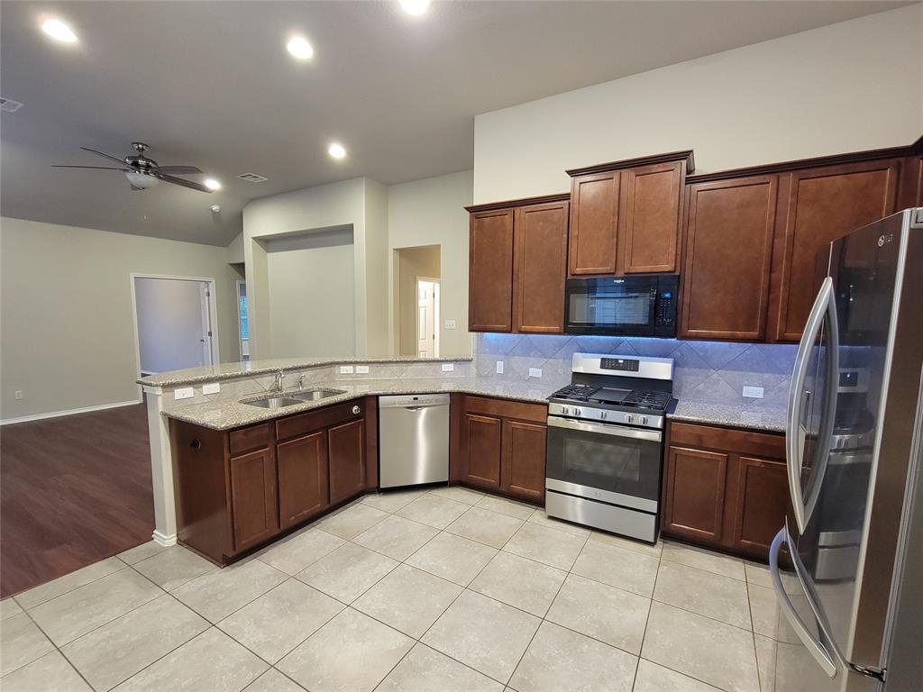 537 Peregrine Way Leander TX 78641
