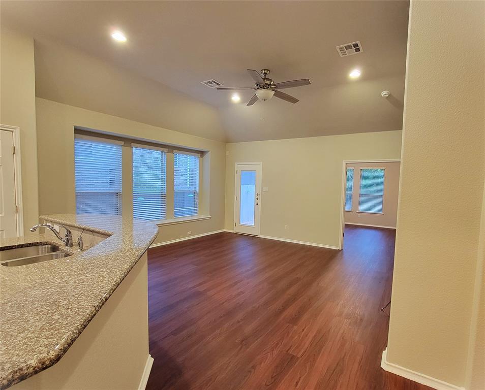 537 Peregrine Way Leander TX 78641