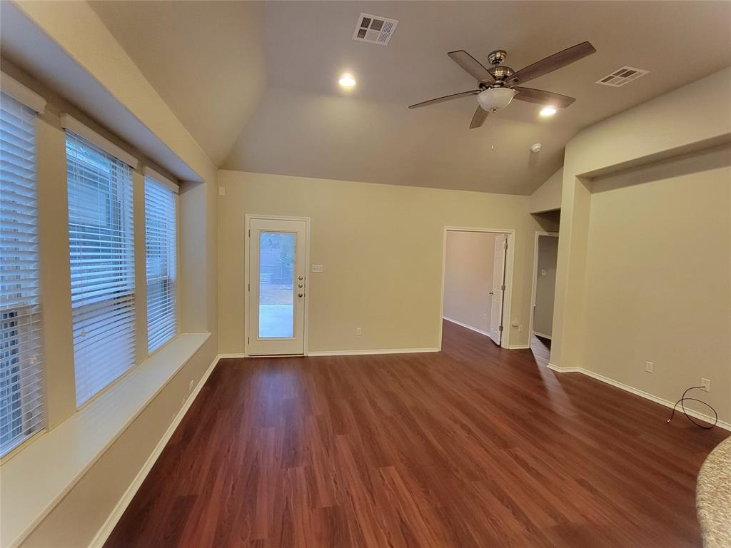 537 Peregrine Way Leander TX 78641