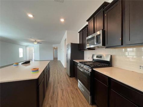 216 Arnage Drive Hutto TX 78634