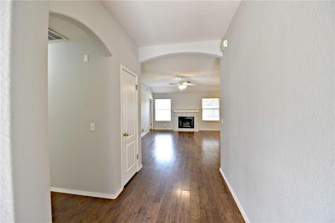 1003 N Riviera Circle Cedar Park TX 78613