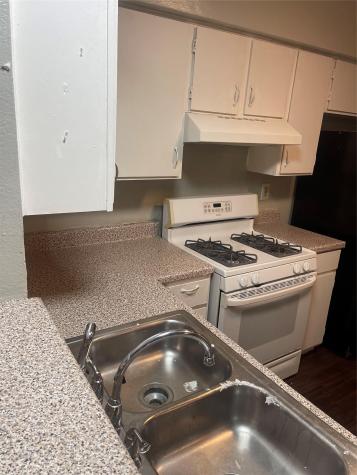 2200 Tabor Court Austin TX 78748