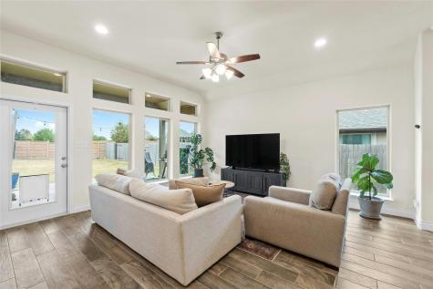14121 Arbor Hill Cove Manor TX 78653