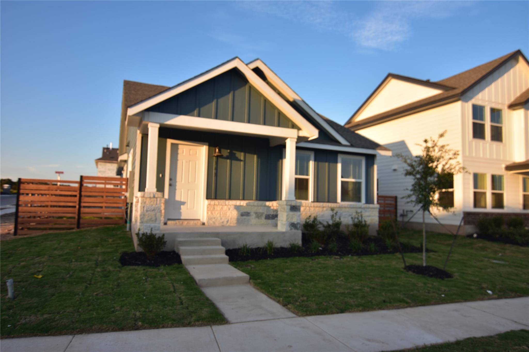 343 Keefer Kyle TX 78640