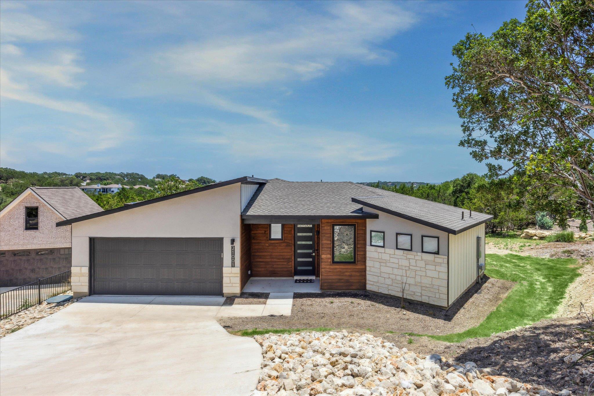 21001 Newhaven Cove Lago Vista TX 78645