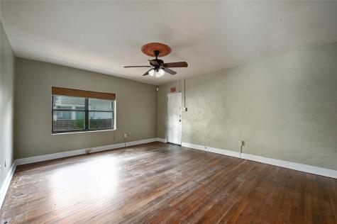 2829 San Gabriel Street Austin TX 78705