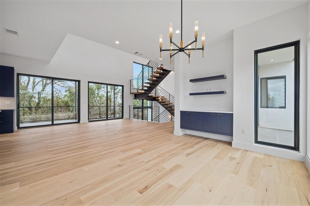 200 N Lake Hills Drive Austin TX 78733