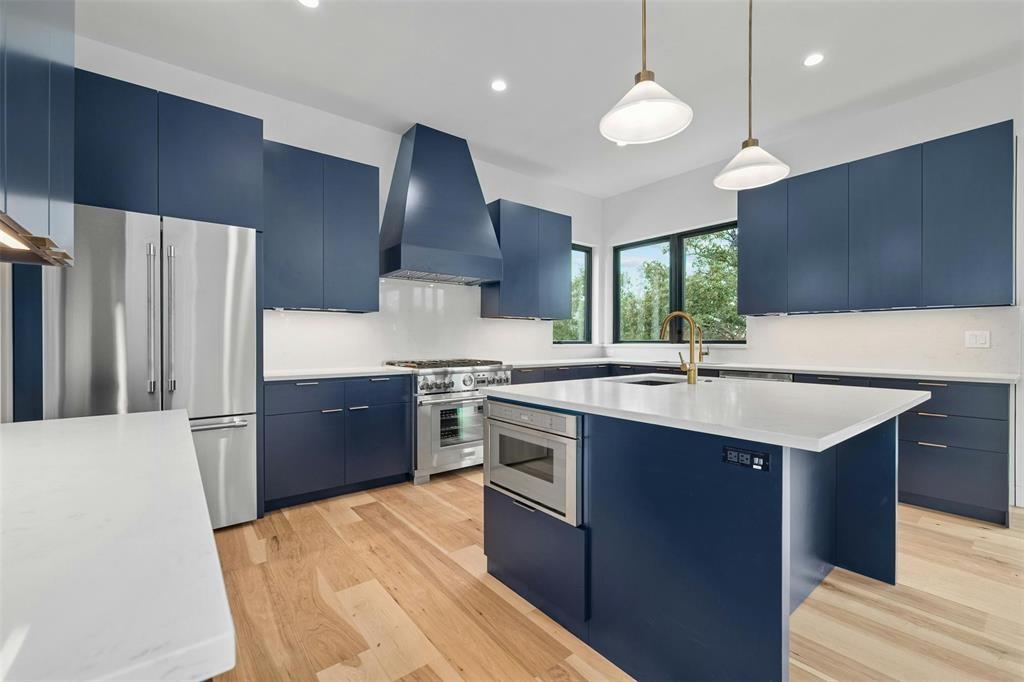 200 N Lake Hills Drive Austin TX 78733