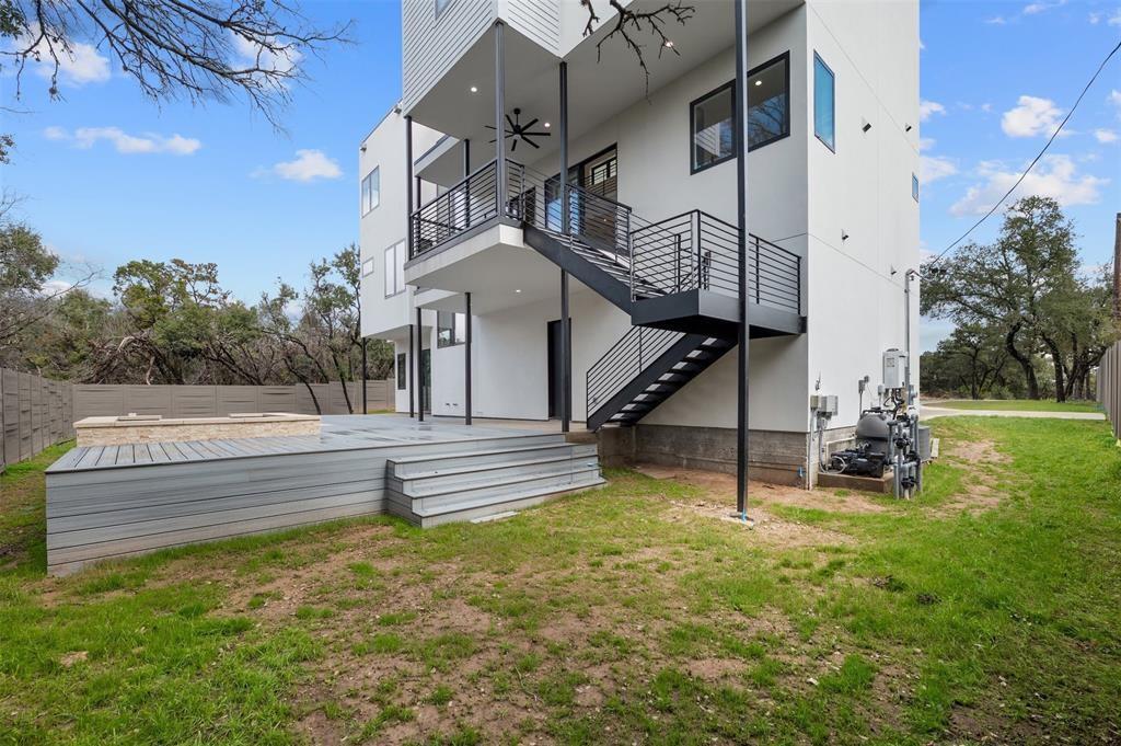 200 N Lake Hills Drive Austin TX 78733