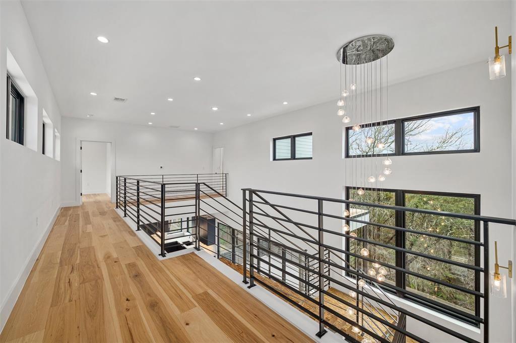 200 N Lake Hills Drive Austin TX 78733