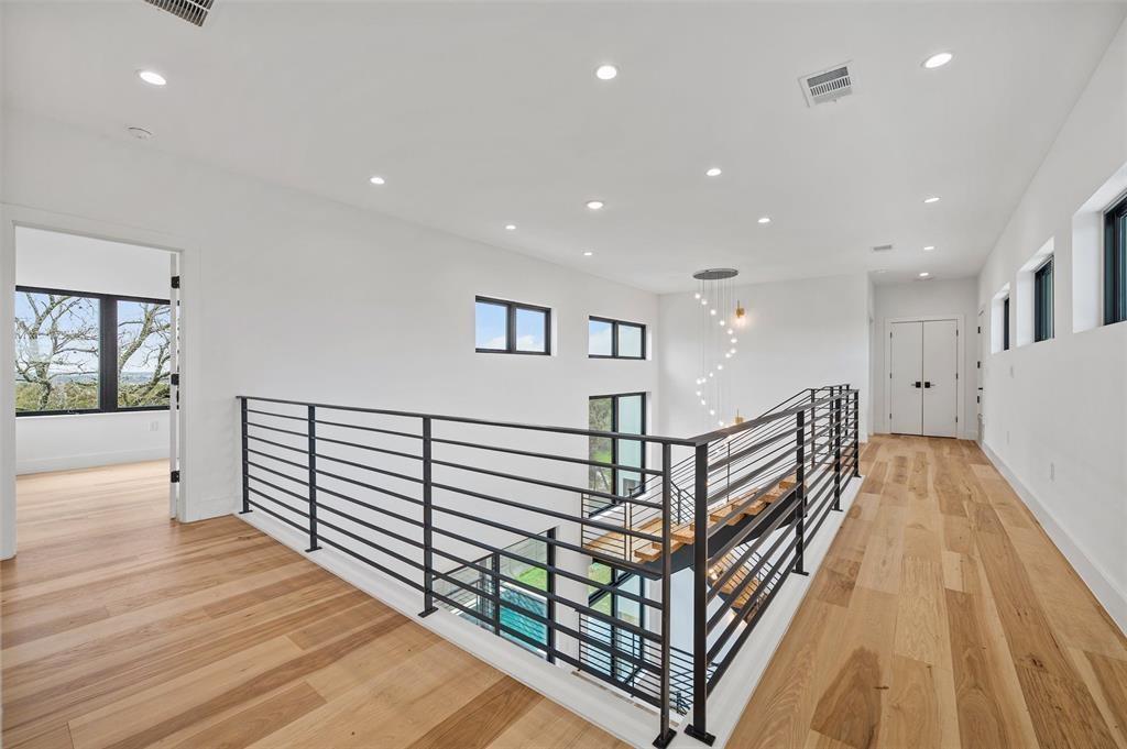 200 N Lake Hills Drive Austin TX 78733