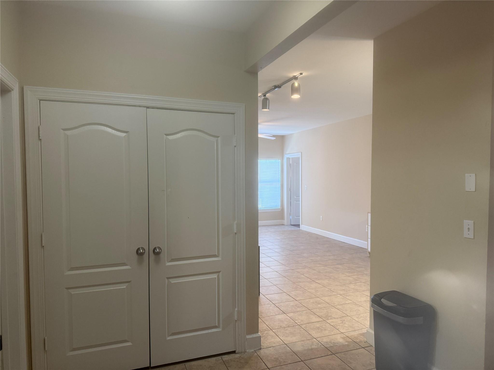 1901 Crossing Place Place Austin TX 78741