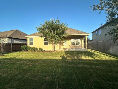 102 Schuylerville Drive Elgin TX 78621