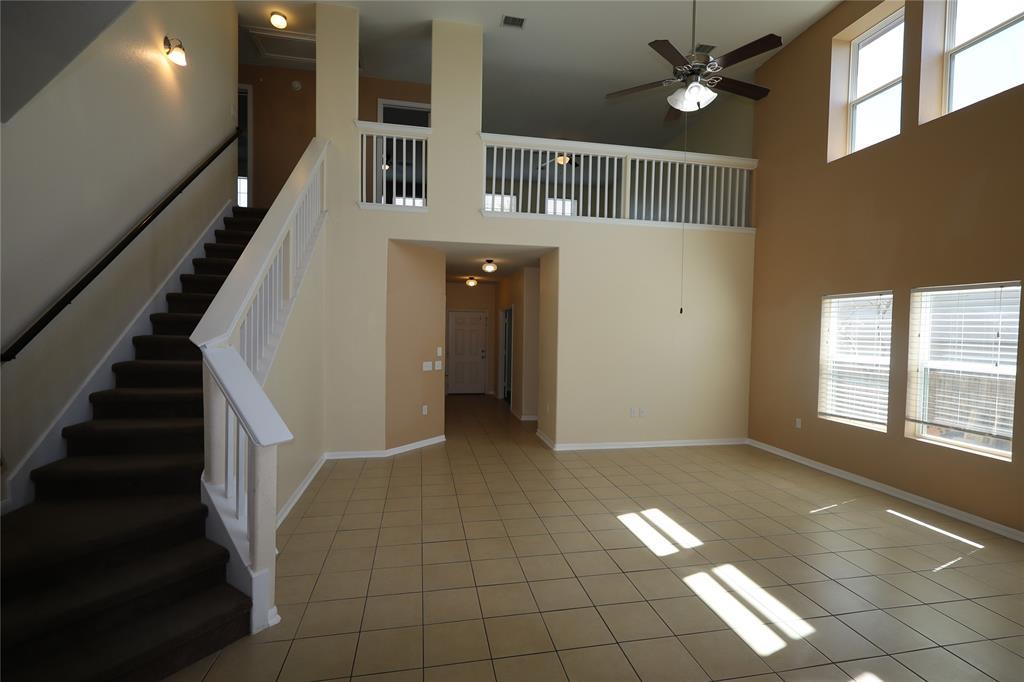 5032 Irvine Lane Del Valle TX 78617