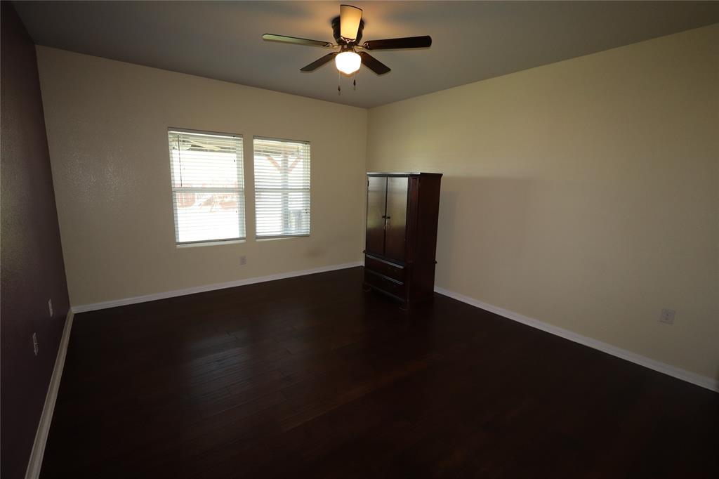 5032 Irvine Lane Del Valle TX 78617