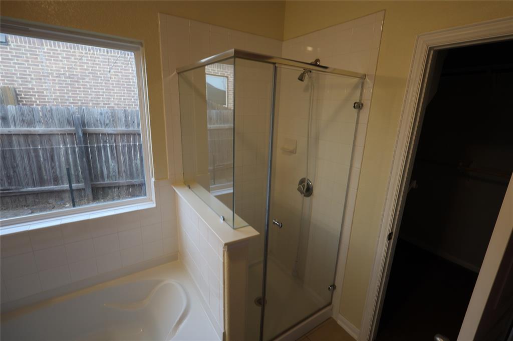 5032 Irvine Lane Del Valle TX 78617