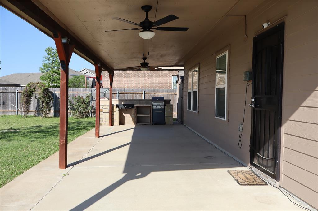 5032 Irvine Lane Del Valle TX 78617