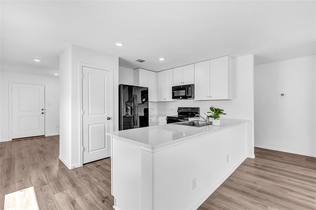 516 Rancho Del Cielo Loop Jarrell TX 76537